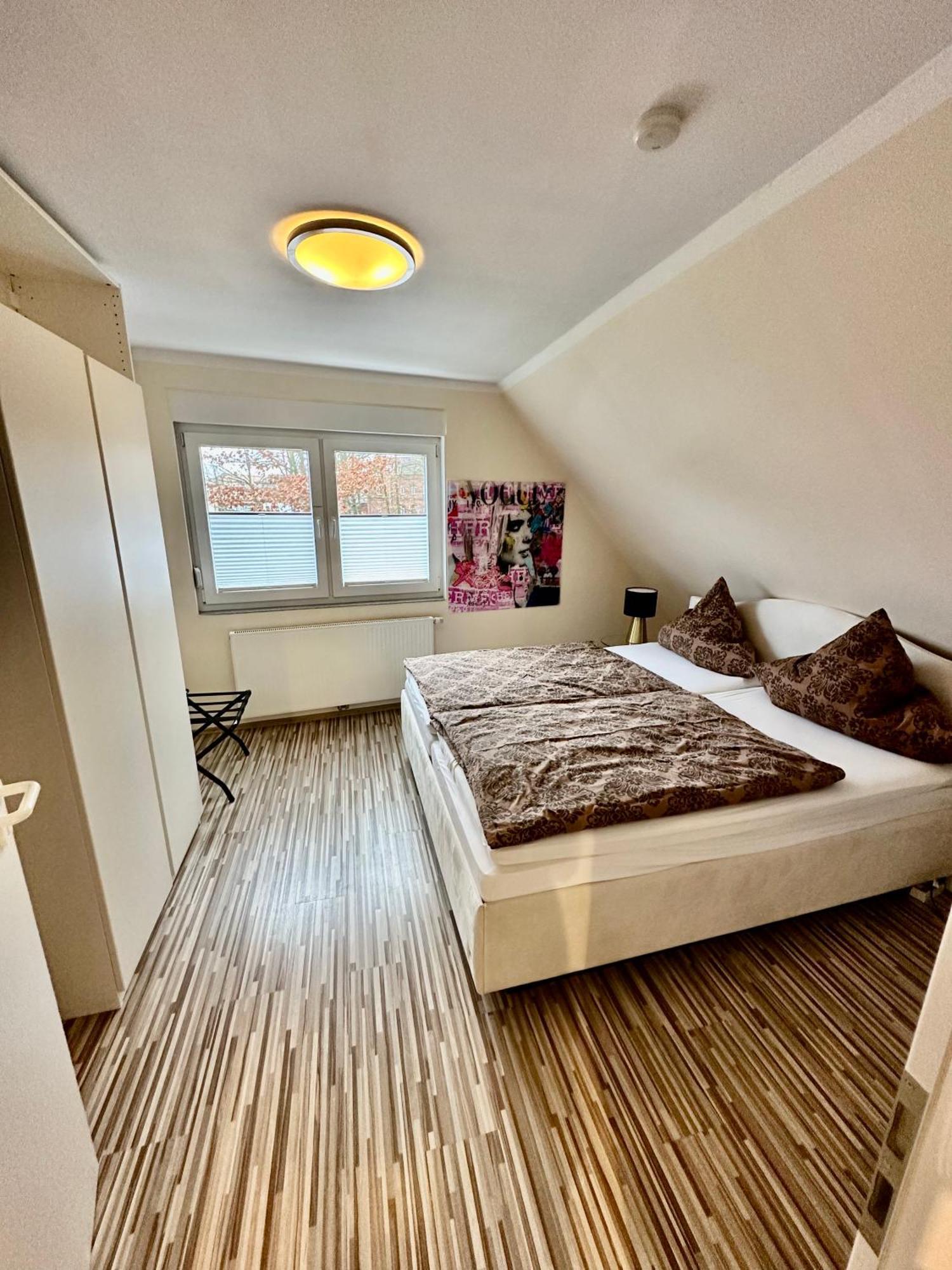 Zwei Ferienwohnungen Anker Max 5 Personen & Leuchtturm Max 4 Personen, Direkt In Steinhude Scheunenviertel, Balkon, Wlan , Privater Parkplatz, Wallbox Экстерьер фото