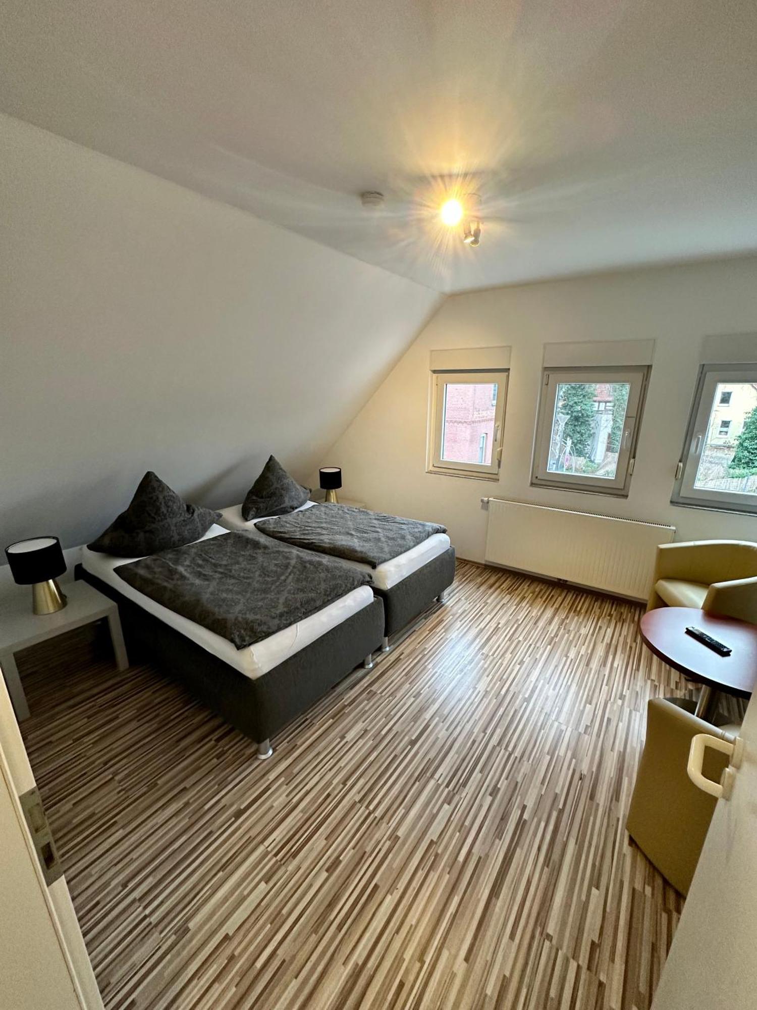 Zwei Ferienwohnungen Anker Max 5 Personen & Leuchtturm Max 4 Personen, Direkt In Steinhude Scheunenviertel, Balkon, Wlan , Privater Parkplatz, Wallbox Экстерьер фото