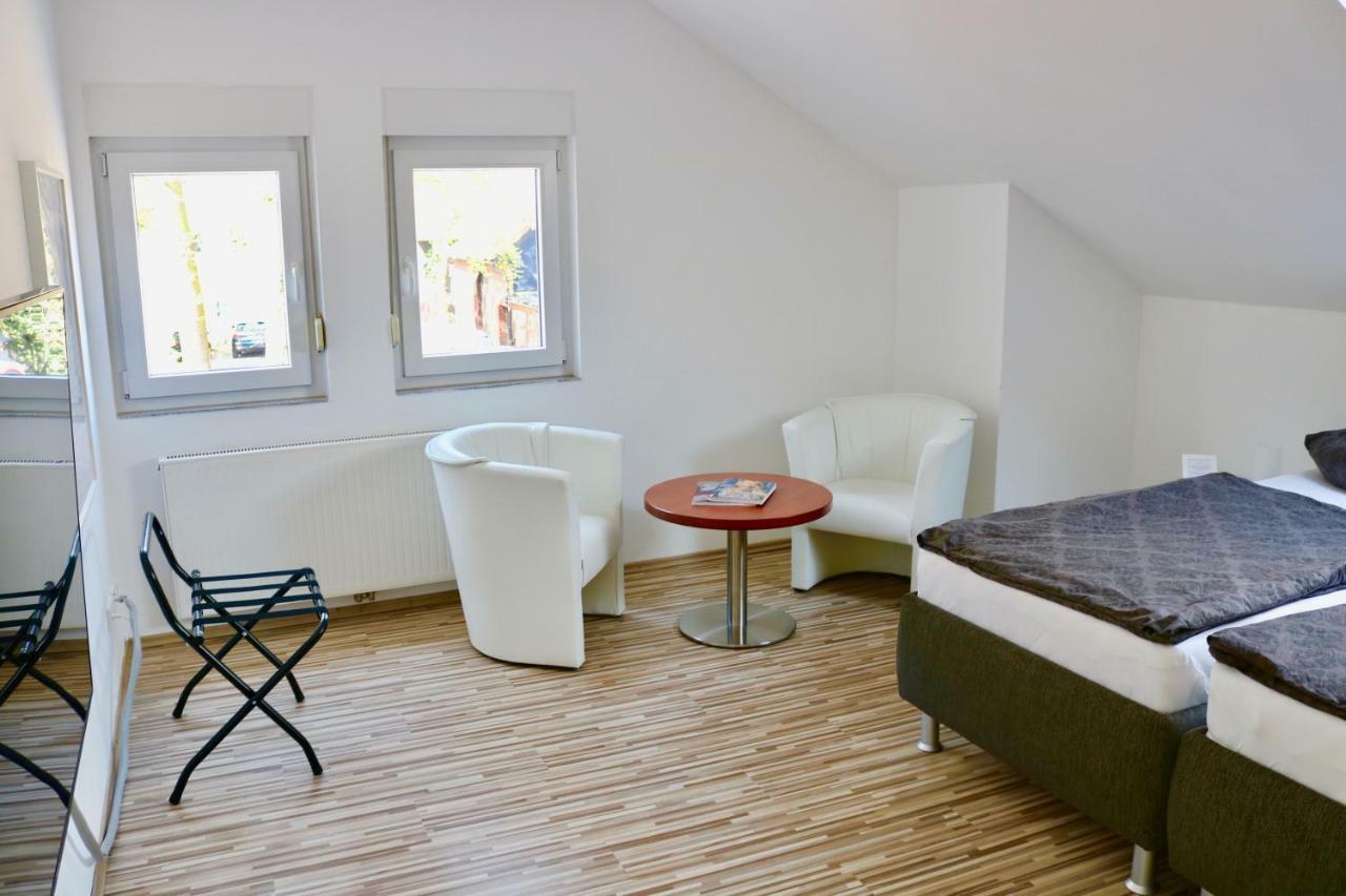 Zwei Ferienwohnungen Anker Max 5 Personen & Leuchtturm Max 4 Personen, Direkt In Steinhude Scheunenviertel, Balkon, Wlan , Privater Parkplatz, Wallbox Экстерьер фото